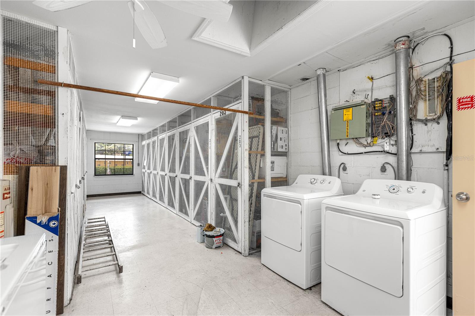 THE THREE KINGS CONDOMINIUM - Residential