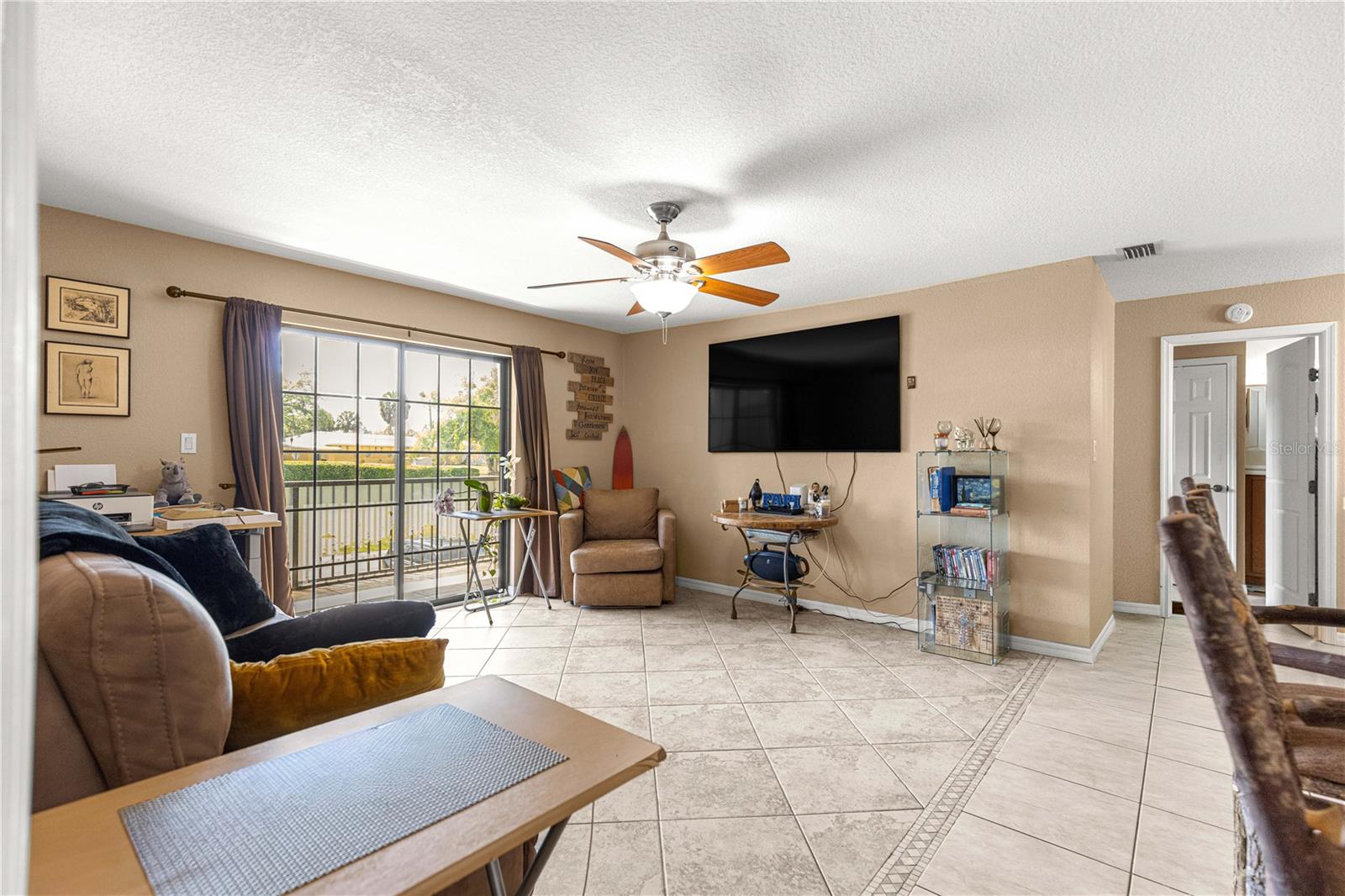 THE THREE KINGS CONDOMINIUM - Residential