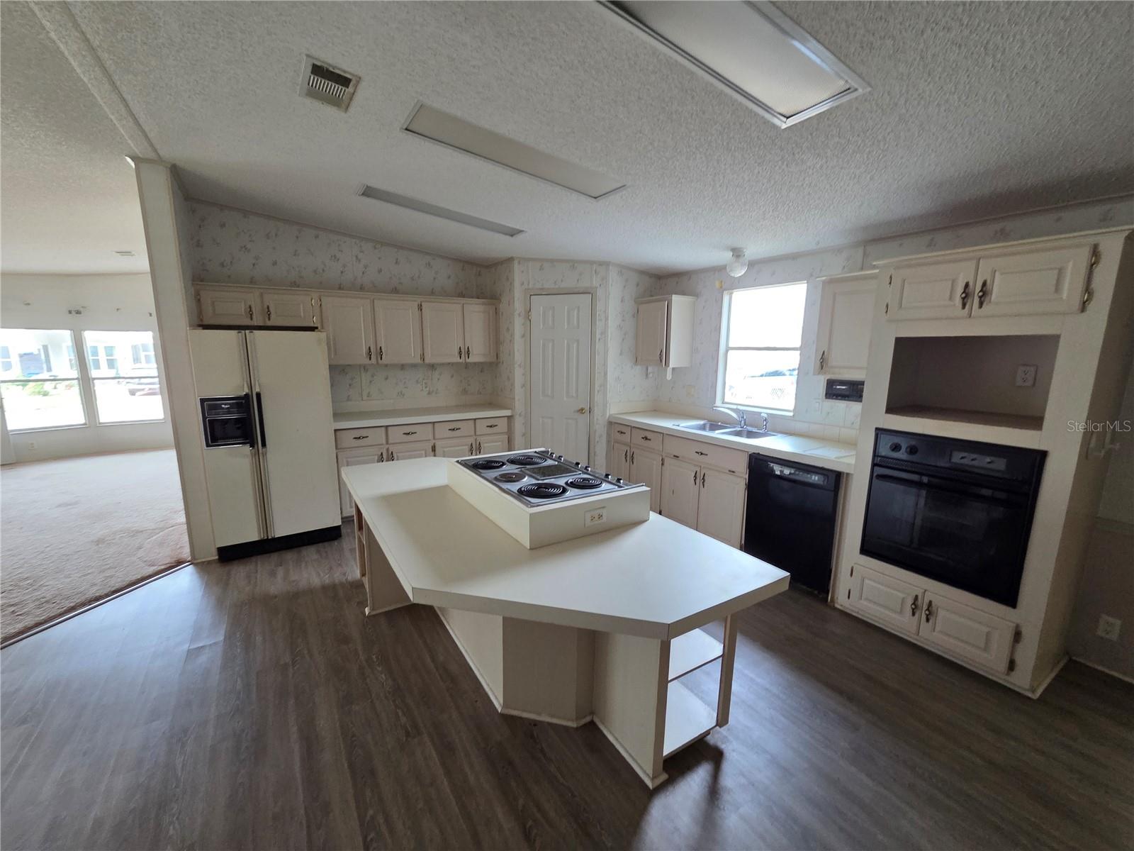 BROOKRIDGE COMM - Residential