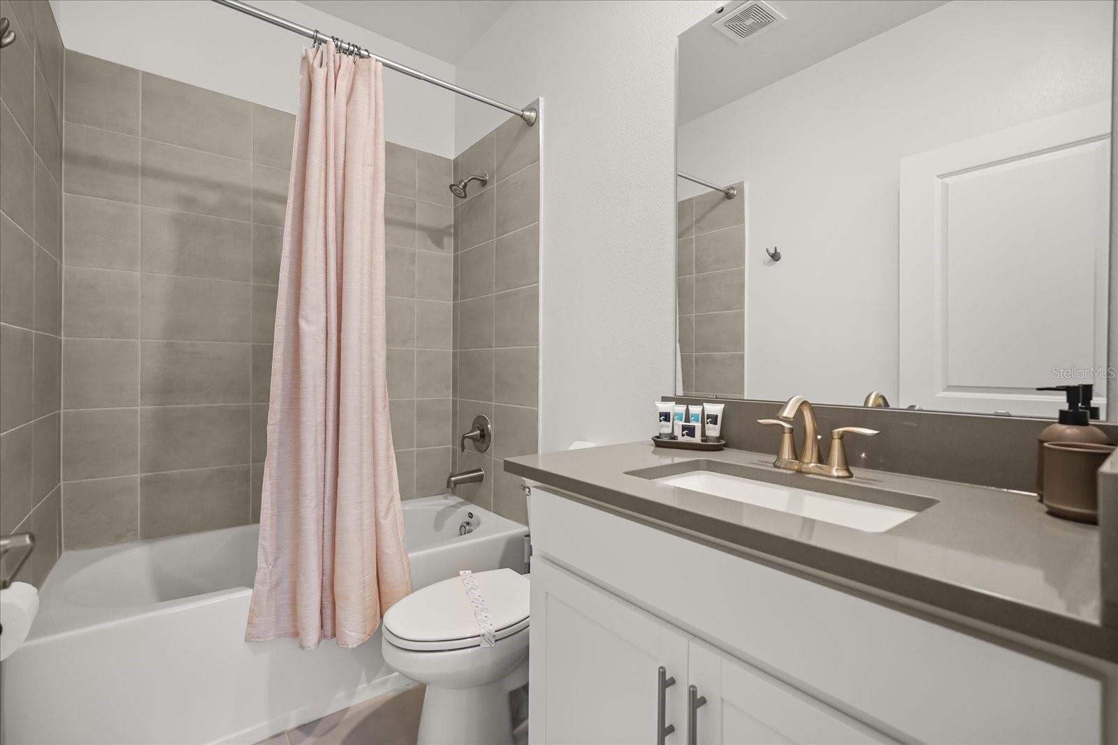 FOX NORTH - Residential