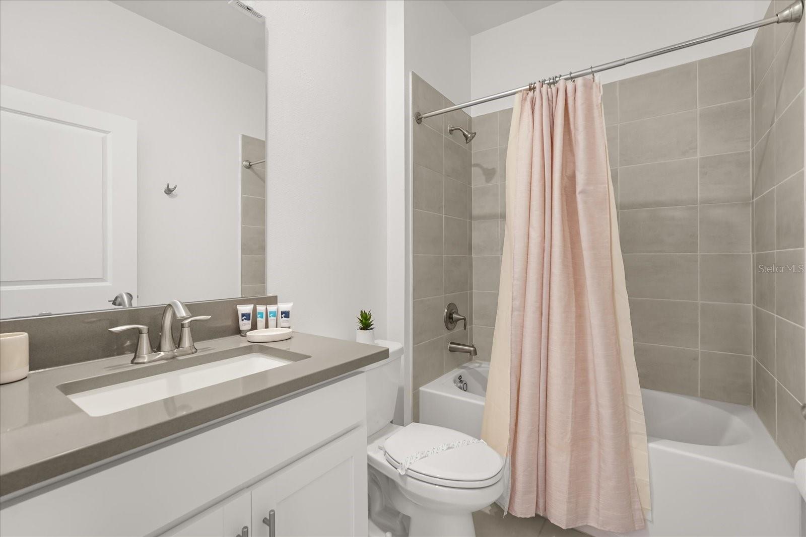 FOX NORTH - Residential