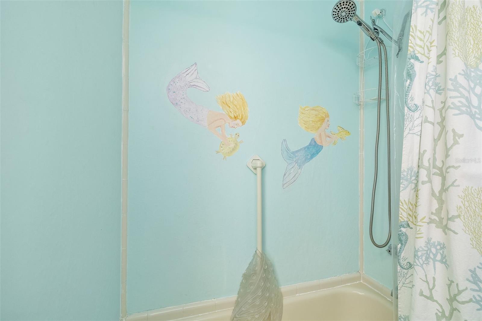 PALM LAKE ESTATES - Residential