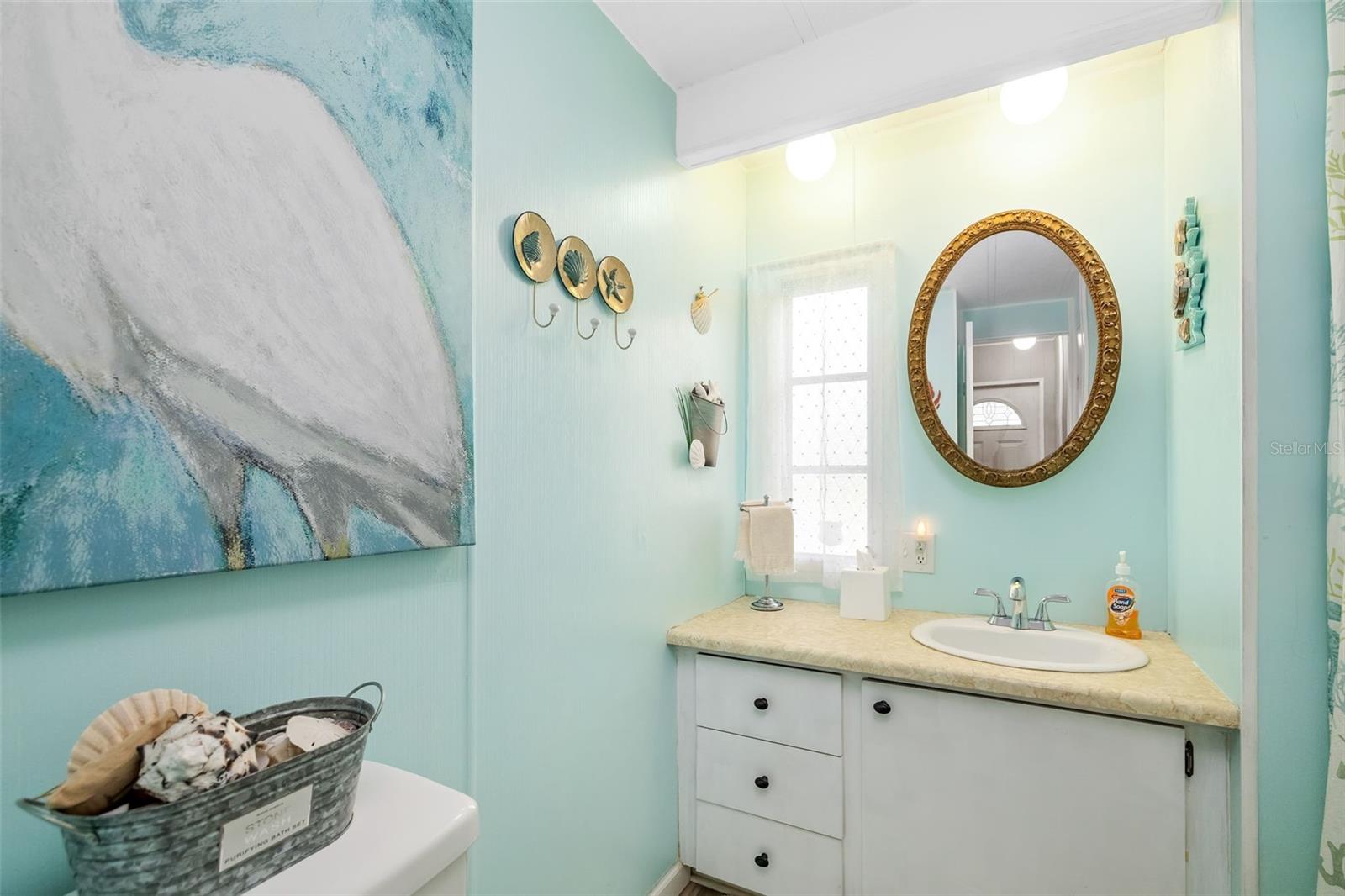 PALM LAKE ESTATES - Residential