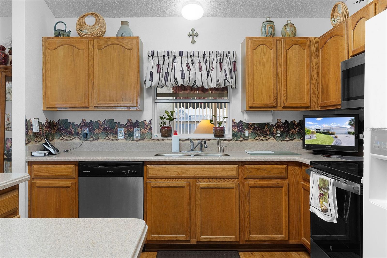 LOT 93 THE VILLAGES OF SUMTER UNIT NO. 20 PLAT BO - Residential