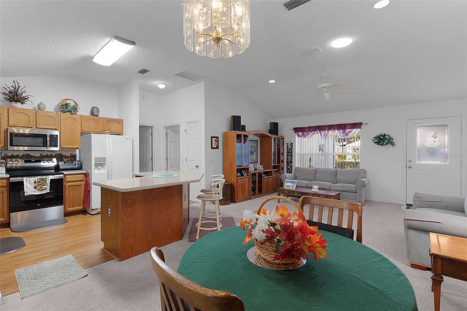 LOT 93 THE VILLAGES OF SUMTER UNIT NO. 20 PLAT BO - Residential