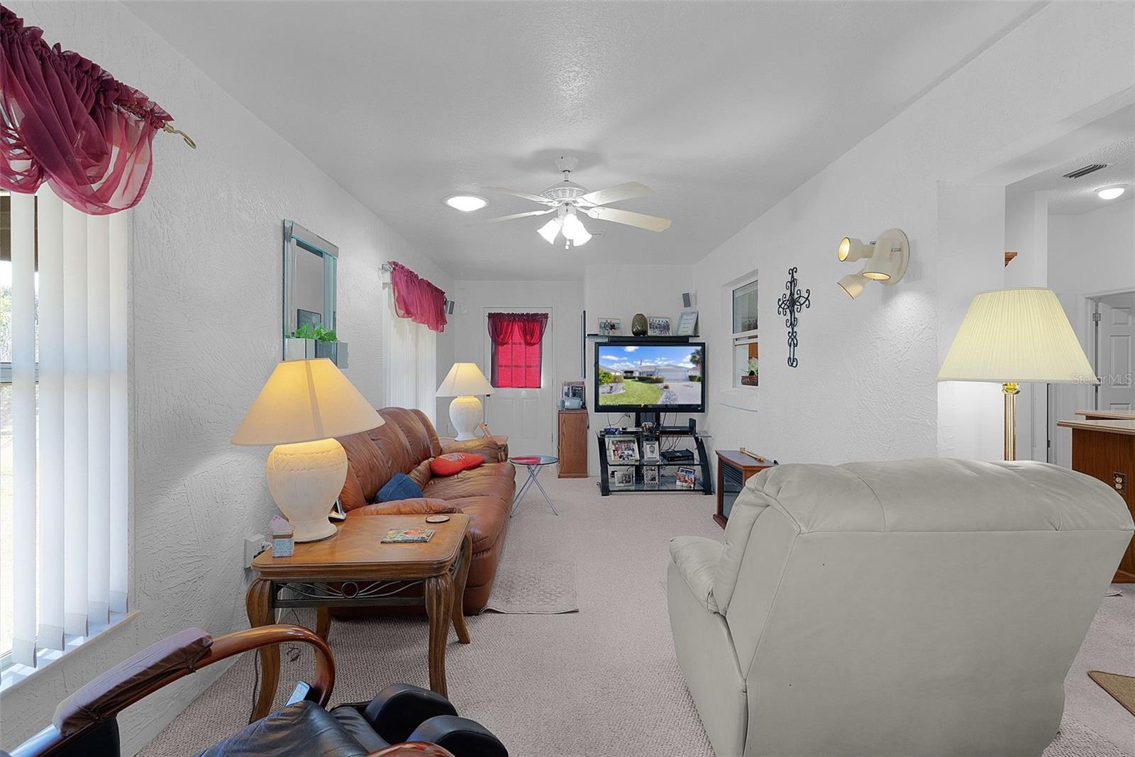 LOT 93 THE VILLAGES OF SUMTER UNIT NO. 20 PLAT BO - Residential