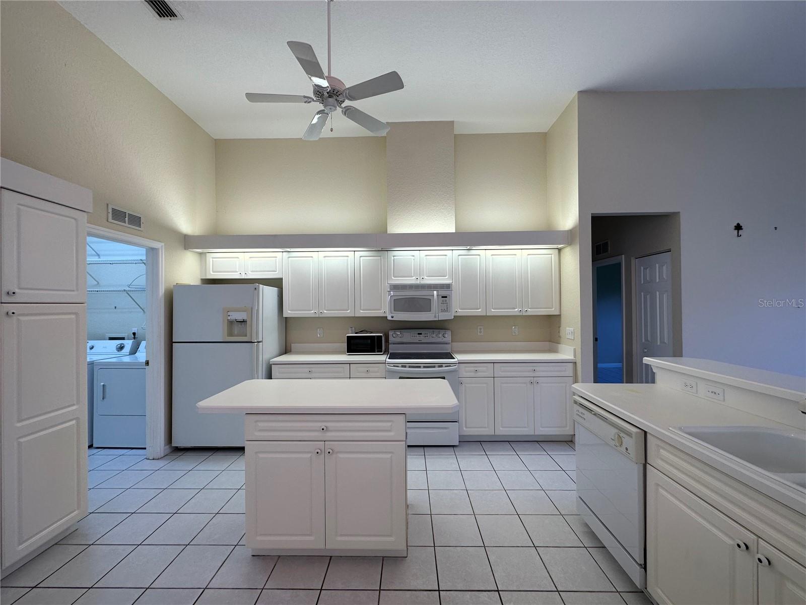 OAK RUN THE FOUNTAINS PHASE II - Residential