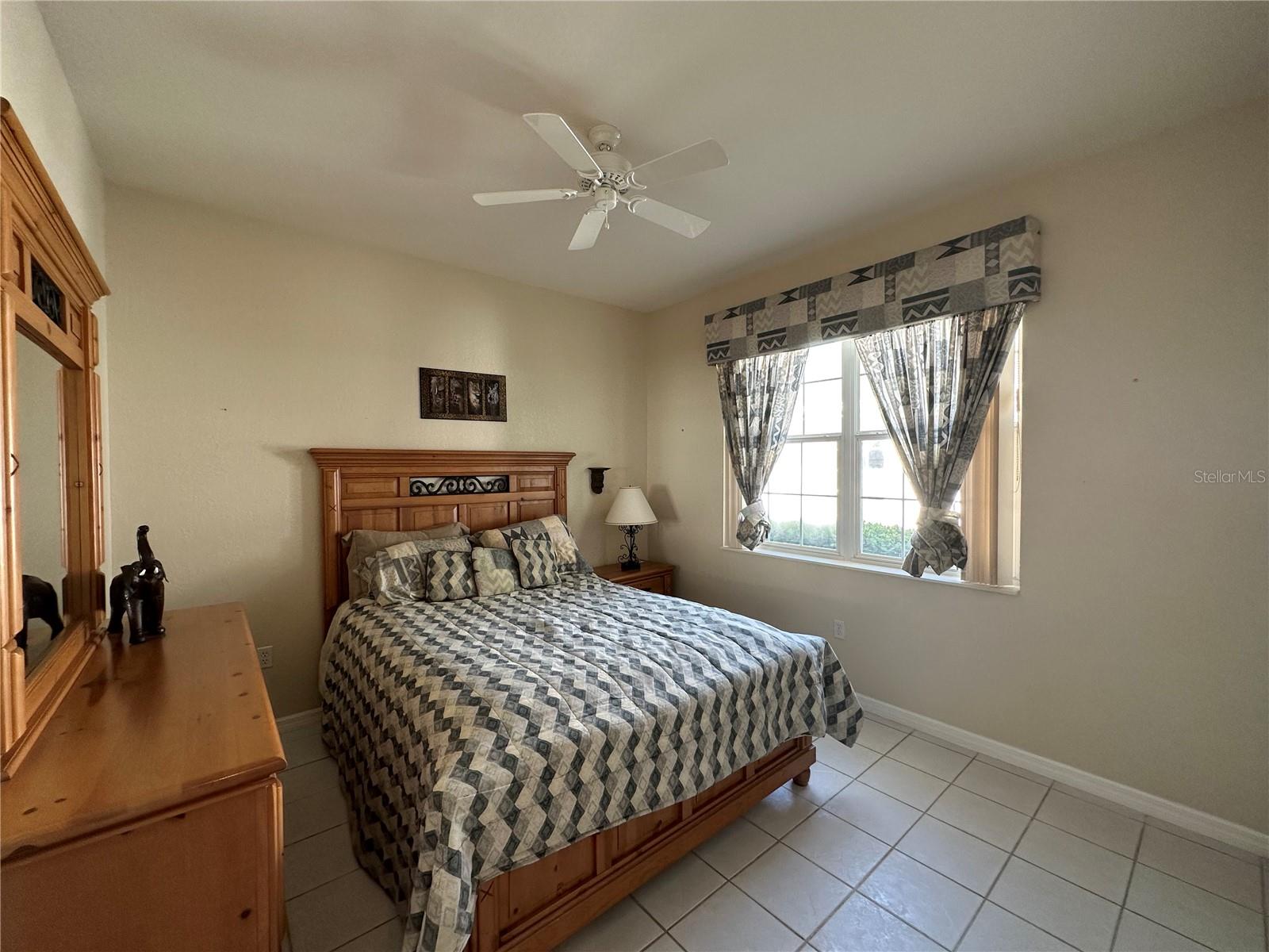 OAK RUN THE FOUNTAINS PHASE II - Residential