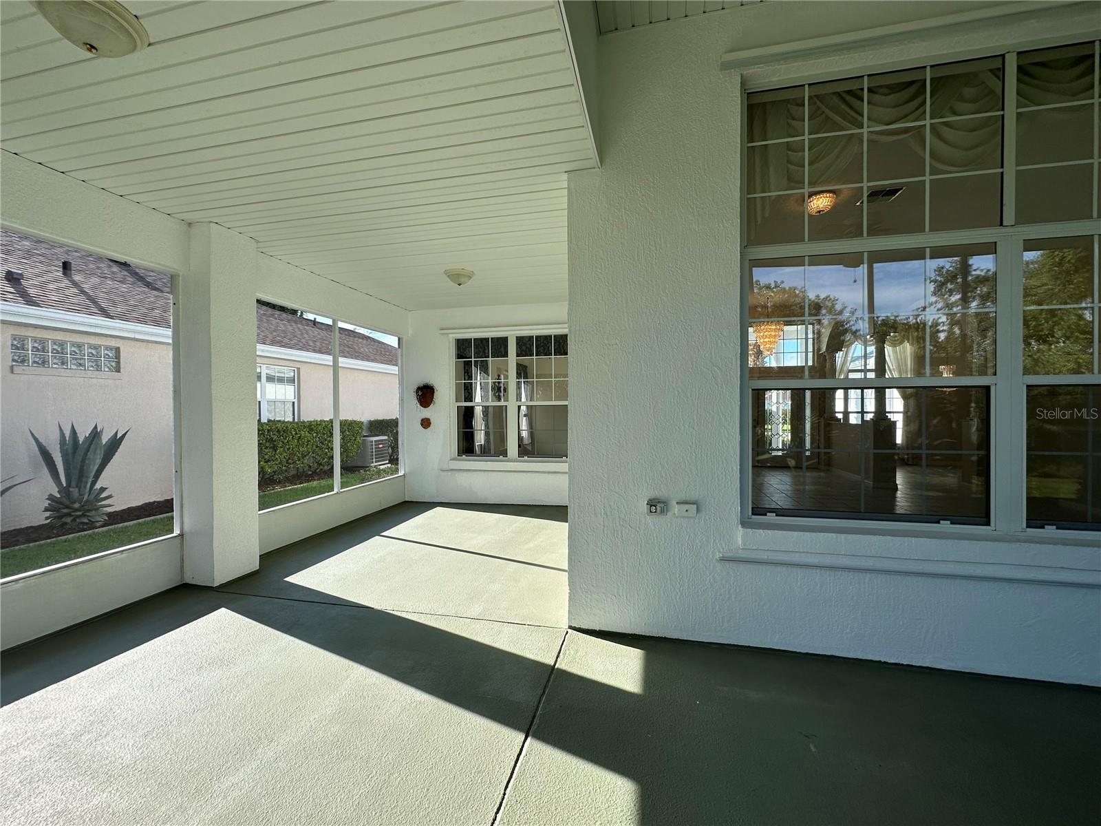 OAK RUN THE FOUNTAINS PHASE II - Residential