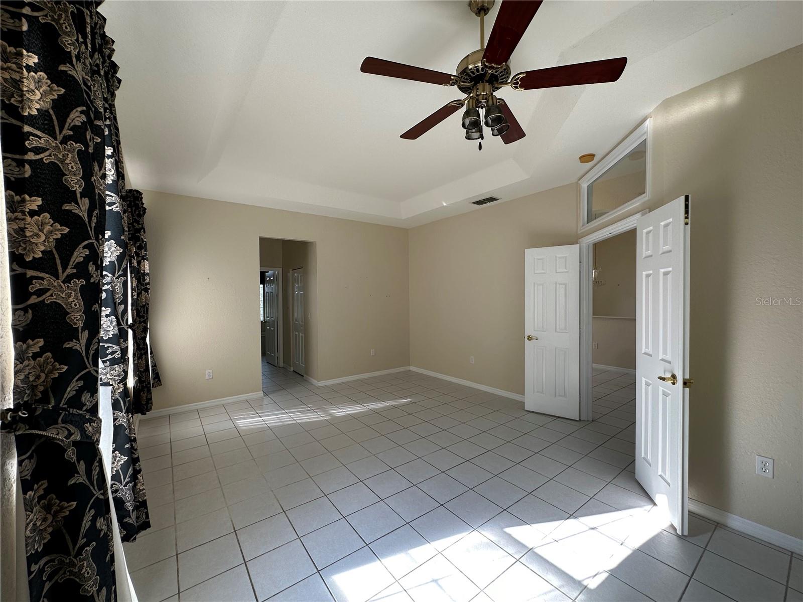 OAK RUN THE FOUNTAINS PHASE II - Residential