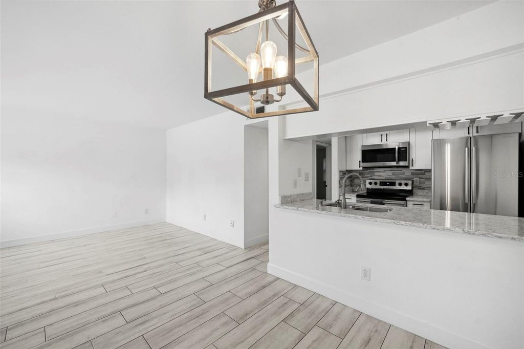 Photo of 3102 W Horatio Street #13, Tampa, FL 33609 (MLS # TB8385857)