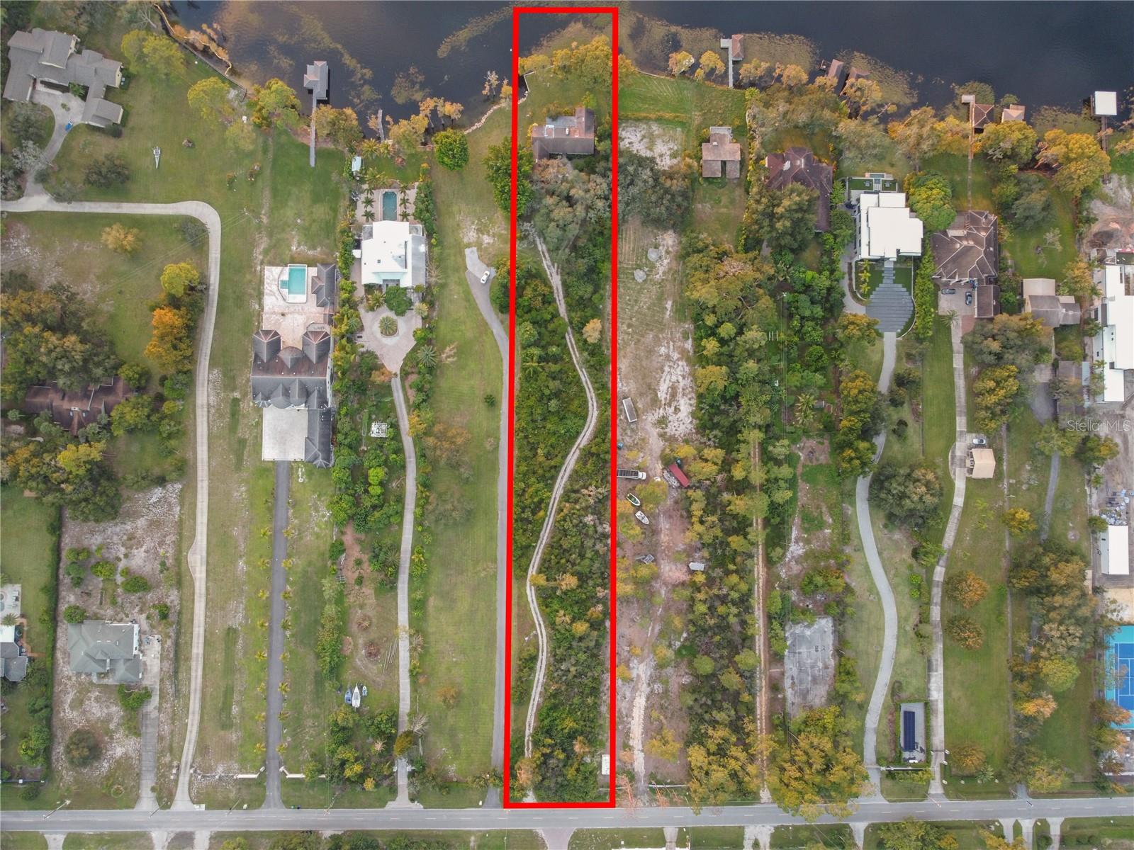 MILLIONAIRS ROW - Land