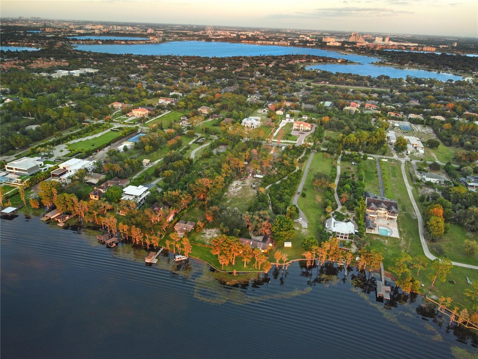 MILLIONAIRS ROW - Land