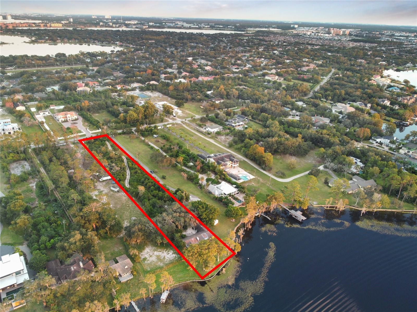 MILLIONAIRS ROW - Land