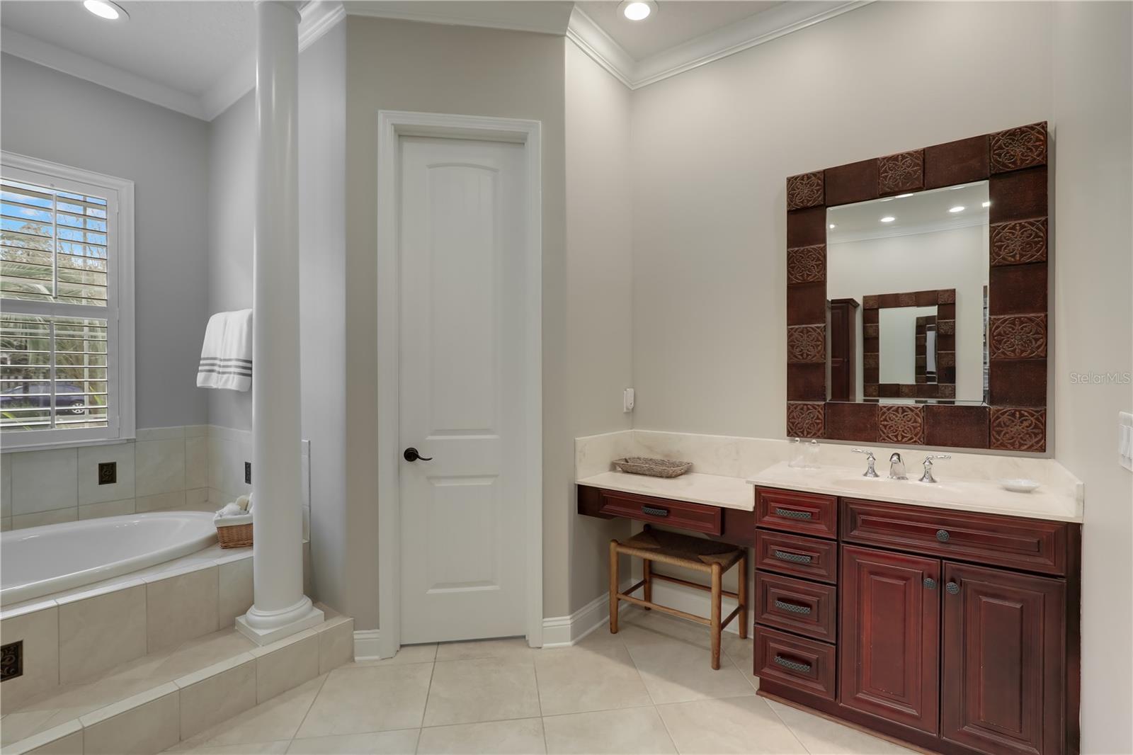 RIVERWALK ESTATES - Residential