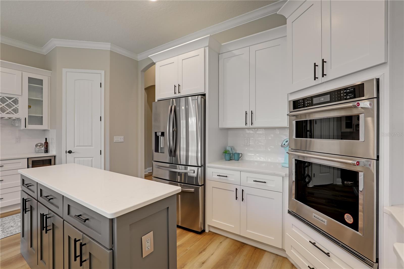 RIVERWALK ESTATES - Residential