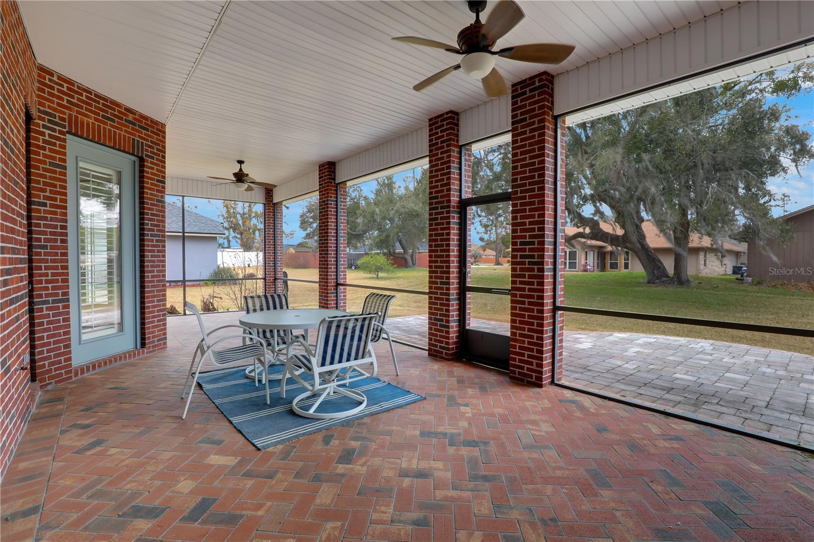 RIVERWALK ESTATES - Residential