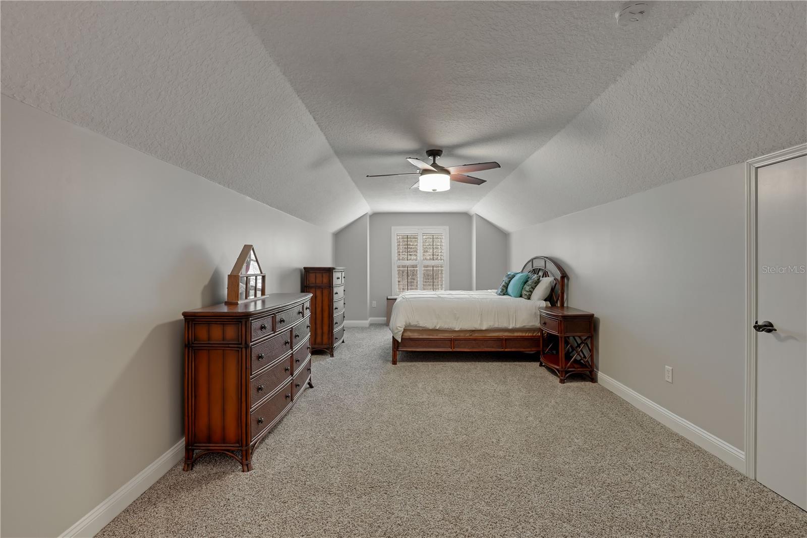 RIVERWALK ESTATES - Residential