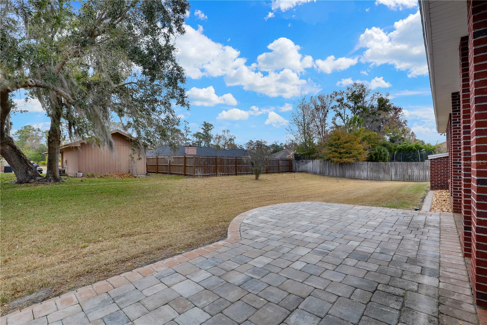 RIVERWALK ESTATES - Residential