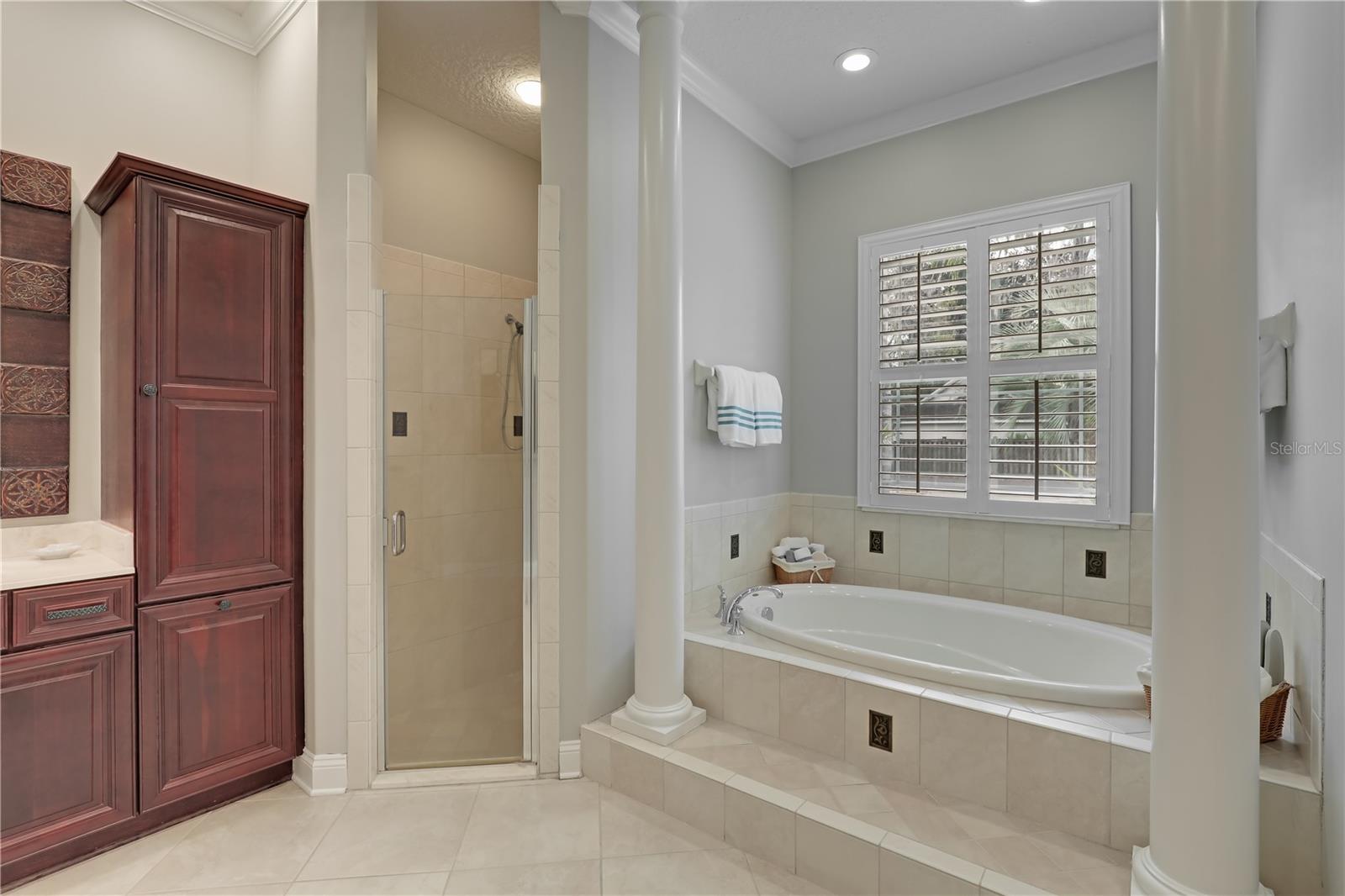 RIVERWALK ESTATES - Residential