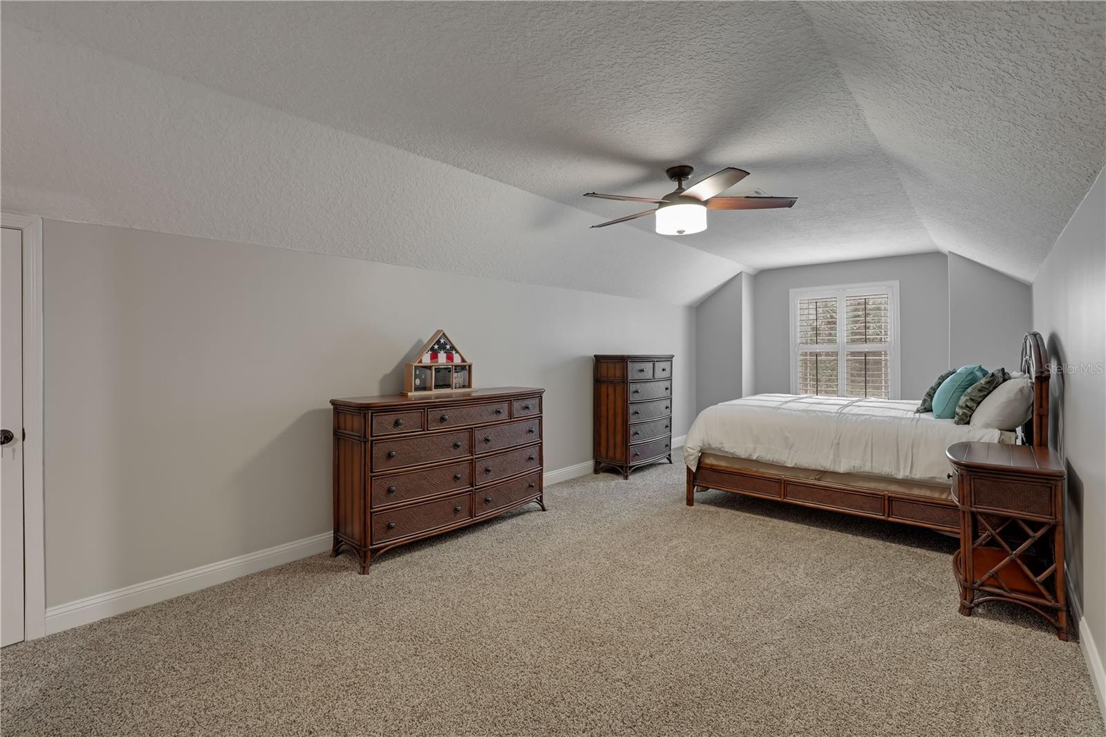 RIVERWALK ESTATES - Residential