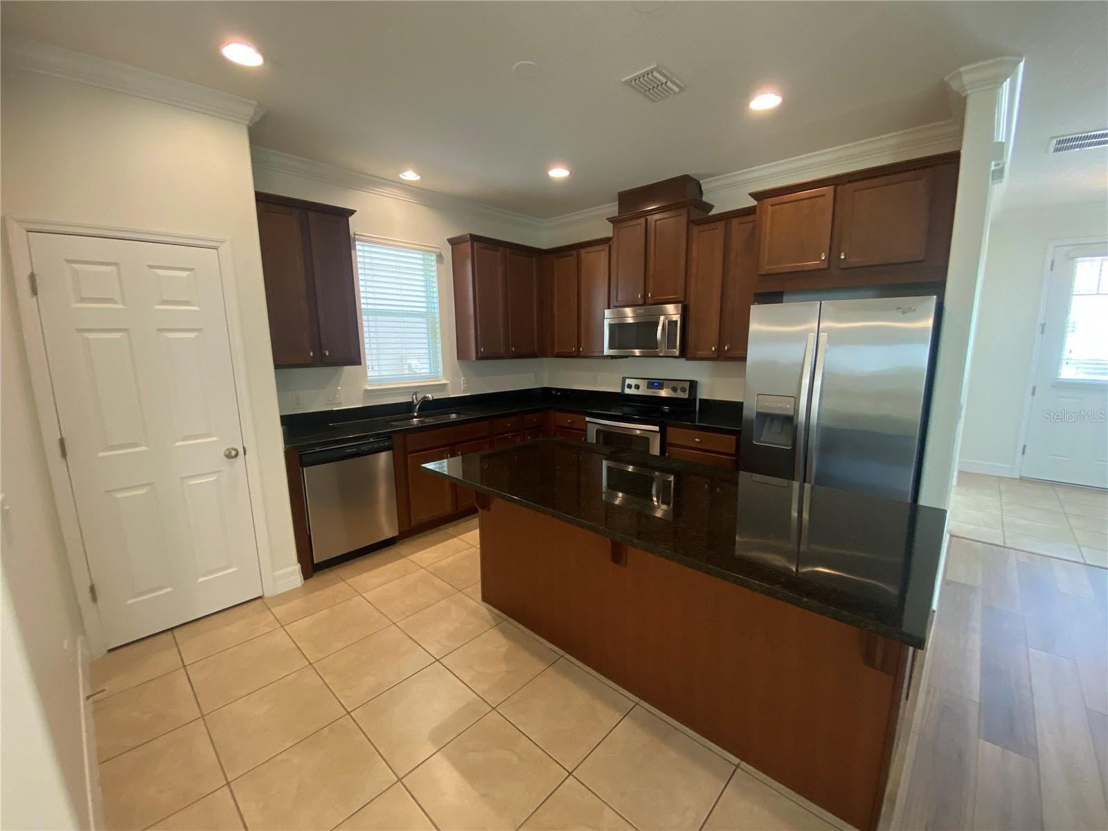 MILLENNIA PARK PH 2 - Residential Lease
