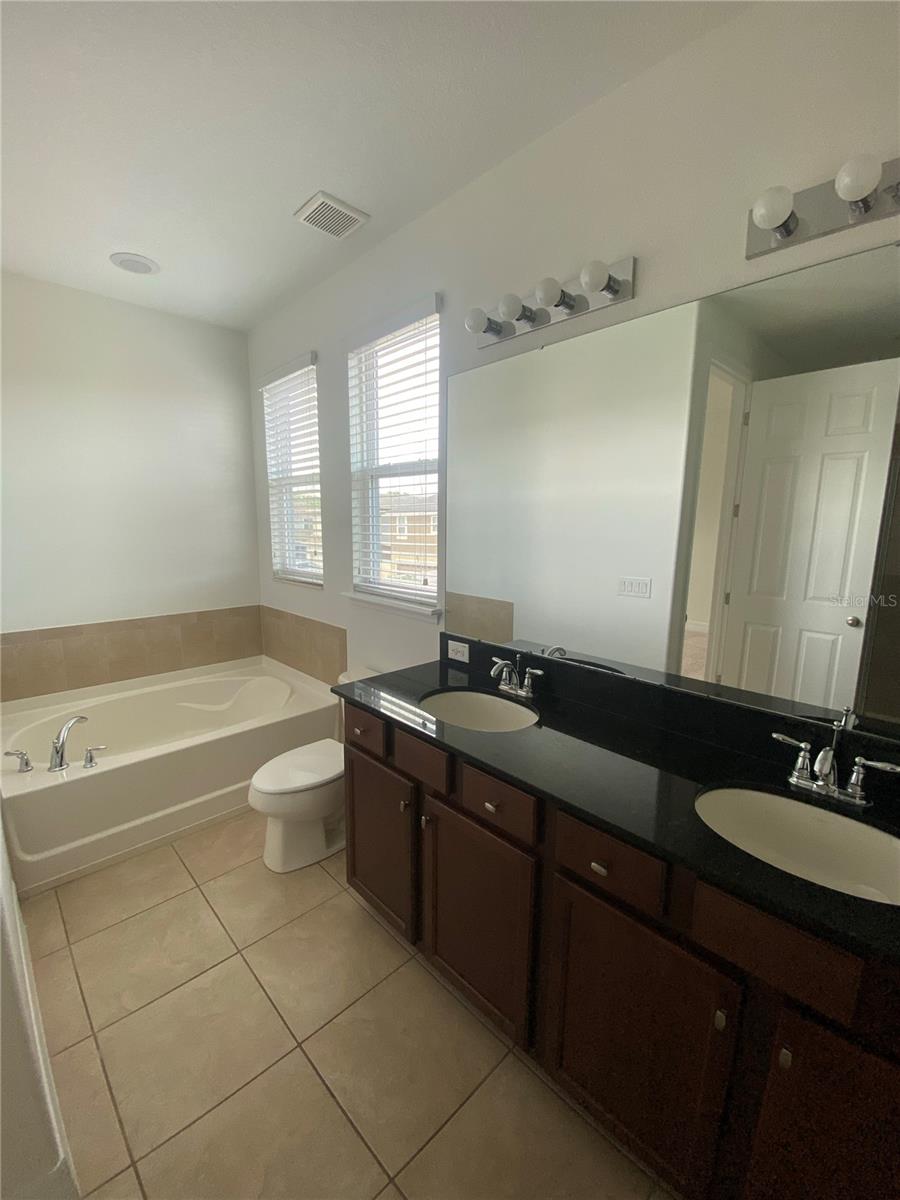 MILLENNIA PARK PH 2 - Residential Lease