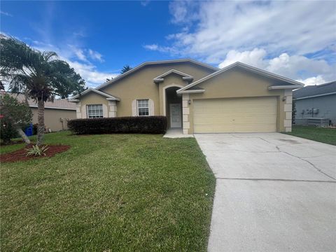 A home in WINTER HAVEN