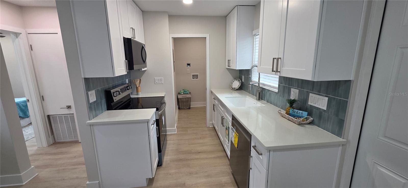 DELTONA LAKES UNIT 01 - Residential