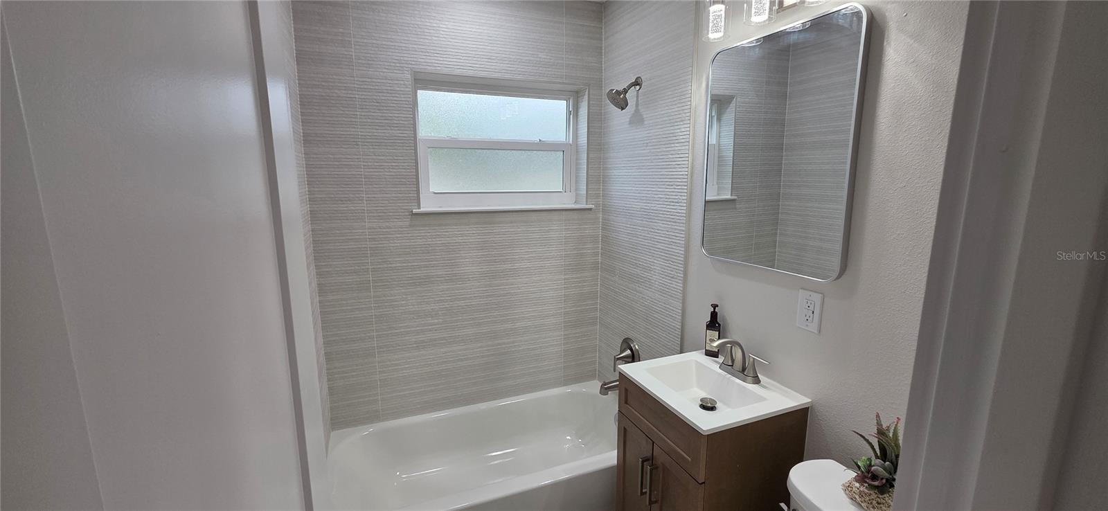 DELTONA LAKES UNIT 01 - Residential