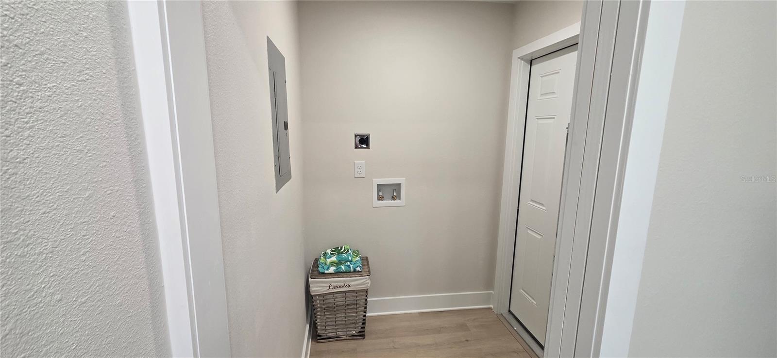 DELTONA LAKES UNIT 01 - Residential