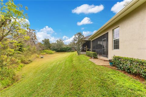 A home in LAKELAND