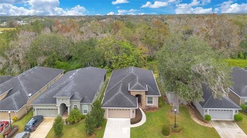 A home in LAKELAND