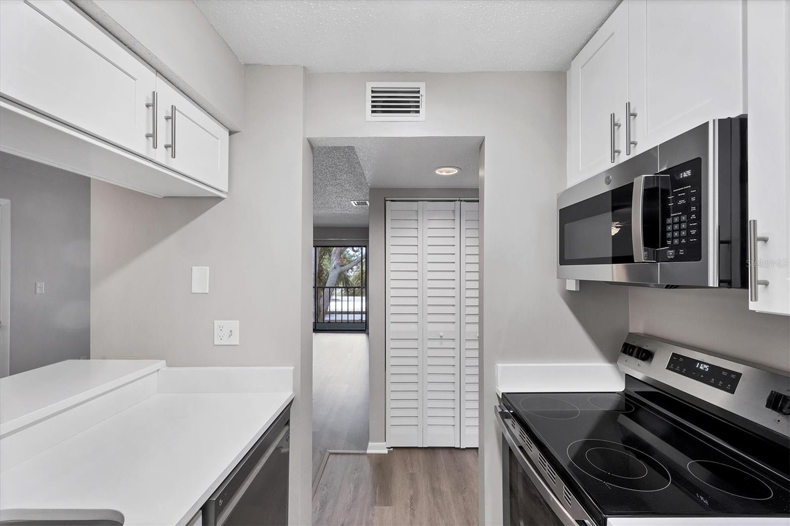 BIRD BAY V - Residential