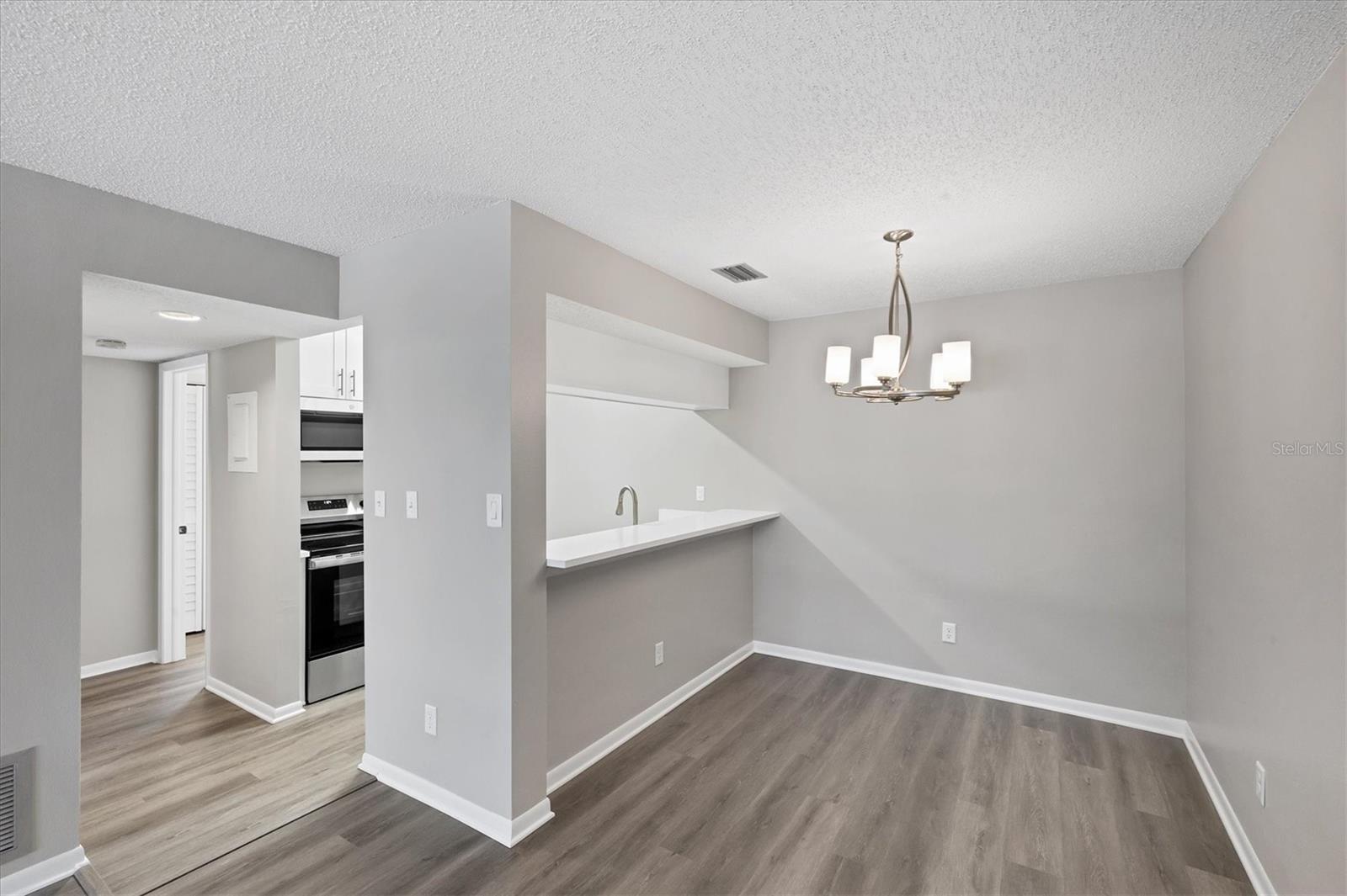 BIRD BAY V - Residential