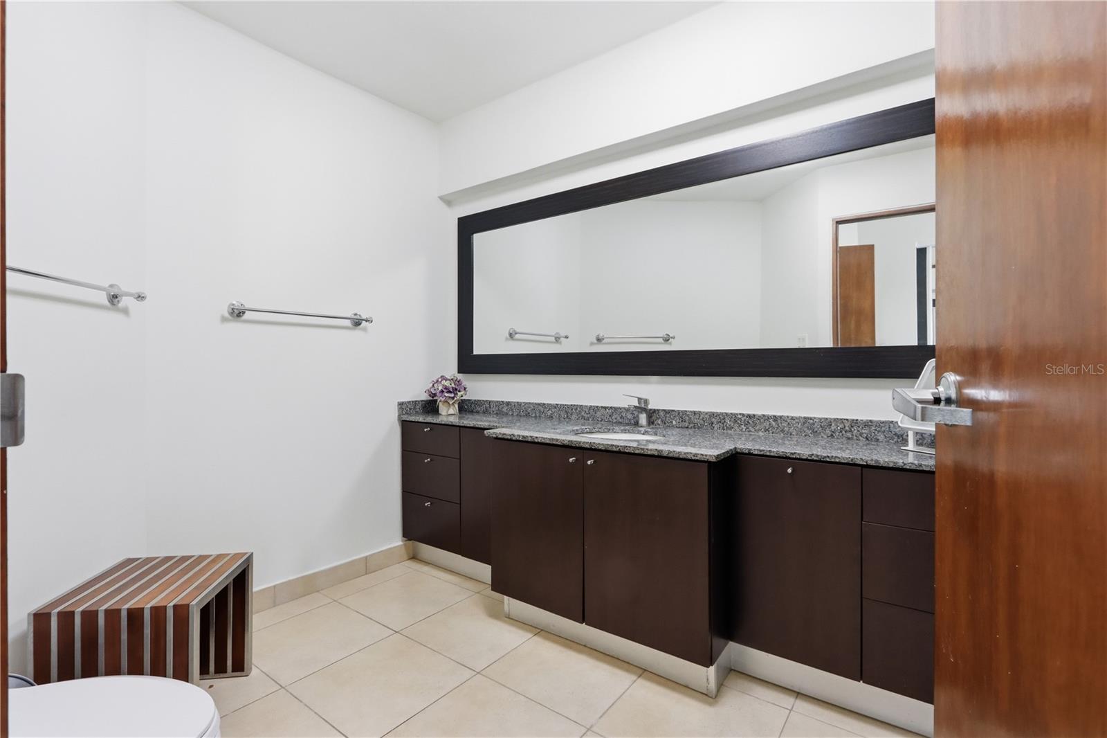 GALLERY PLAZA COUNCIL OF OWNERS - Residential