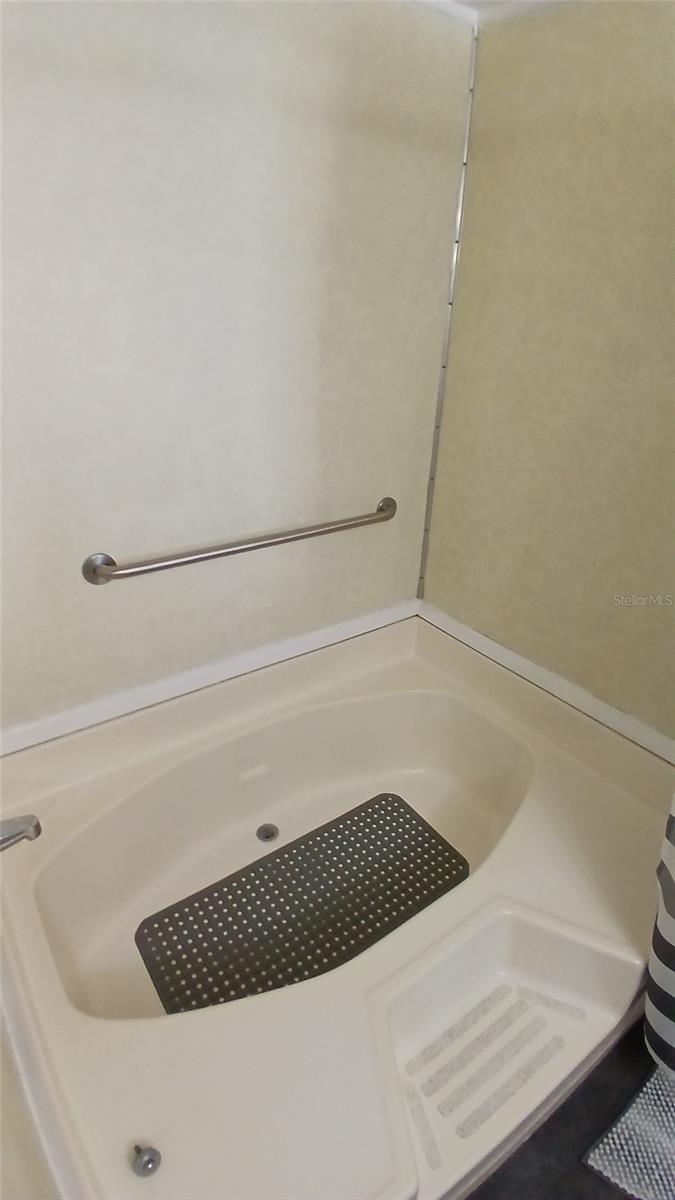 FRIENDSHIP VLG SEC 21 UN 1 - Residential