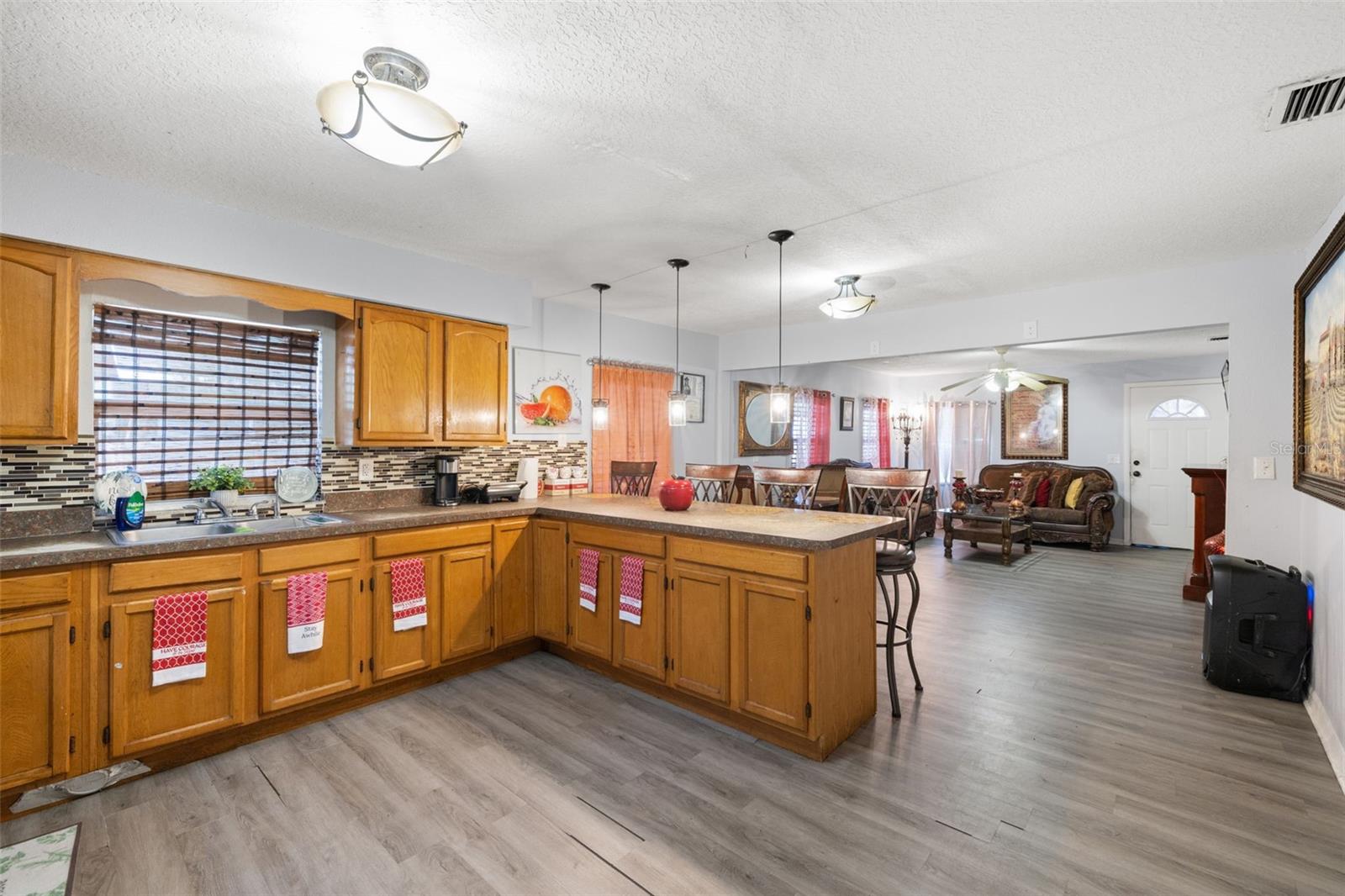 SULPHUR SPGS ADD - Residential