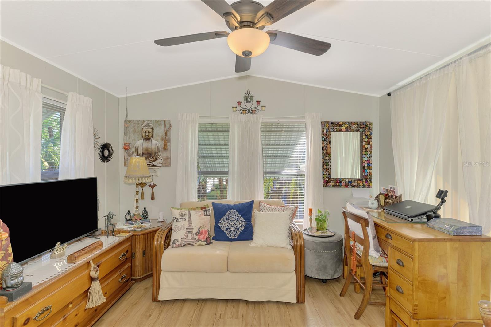 LAZY LAGOON MOB HME PARK COOP - Residential