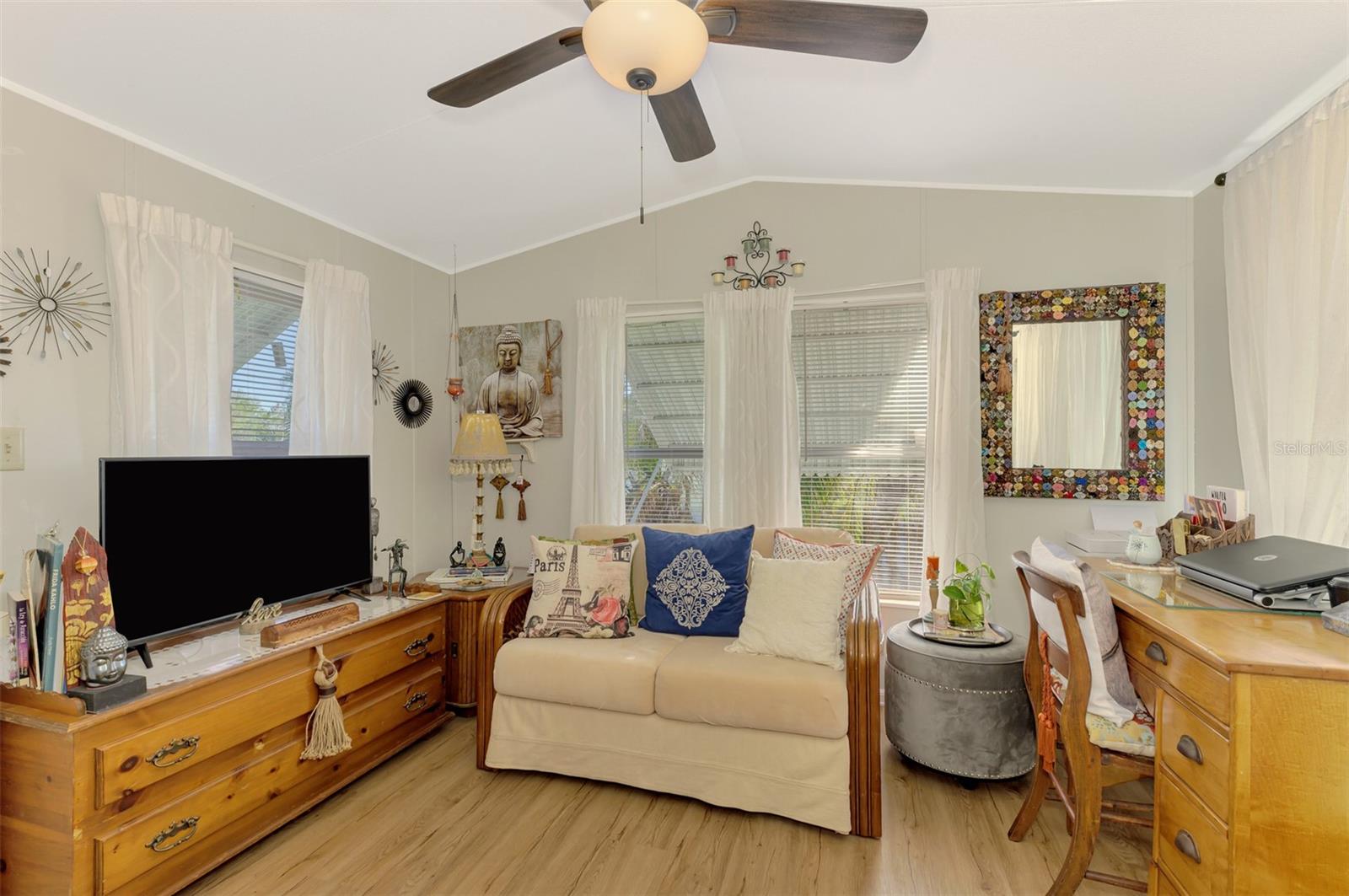LAZY LAGOON MOB HME PARK COOP - Residential
