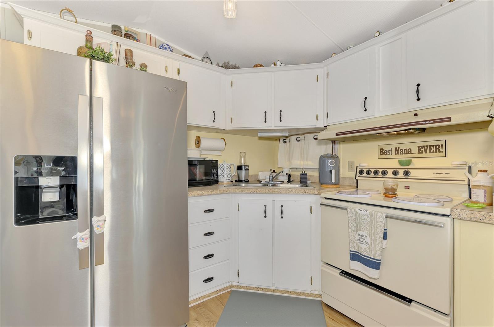 LAZY LAGOON MOB HME PARK COOP - Residential