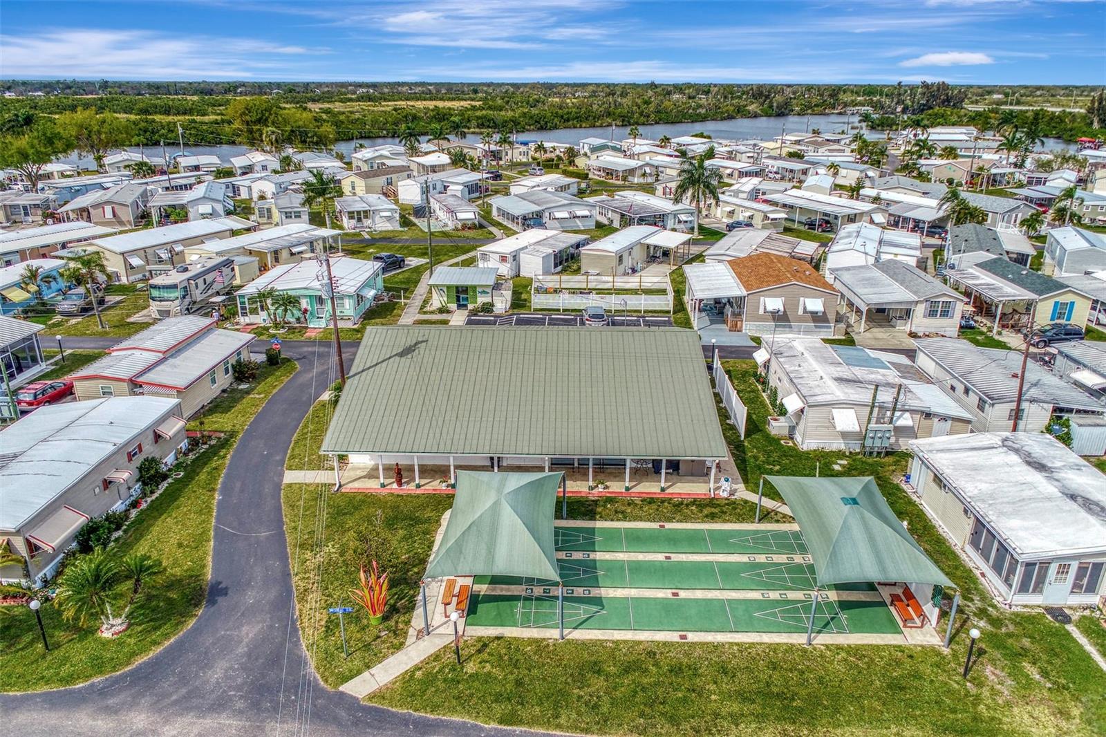 LAZY LAGOON MOB HME PARK COOP - Residential