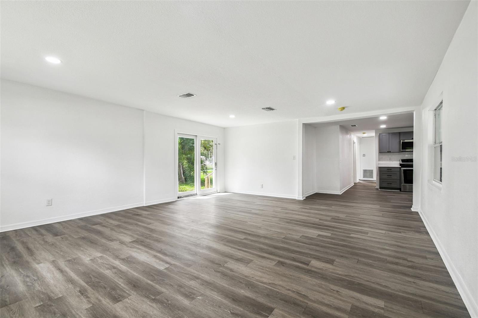 HILLS SUB - Residential