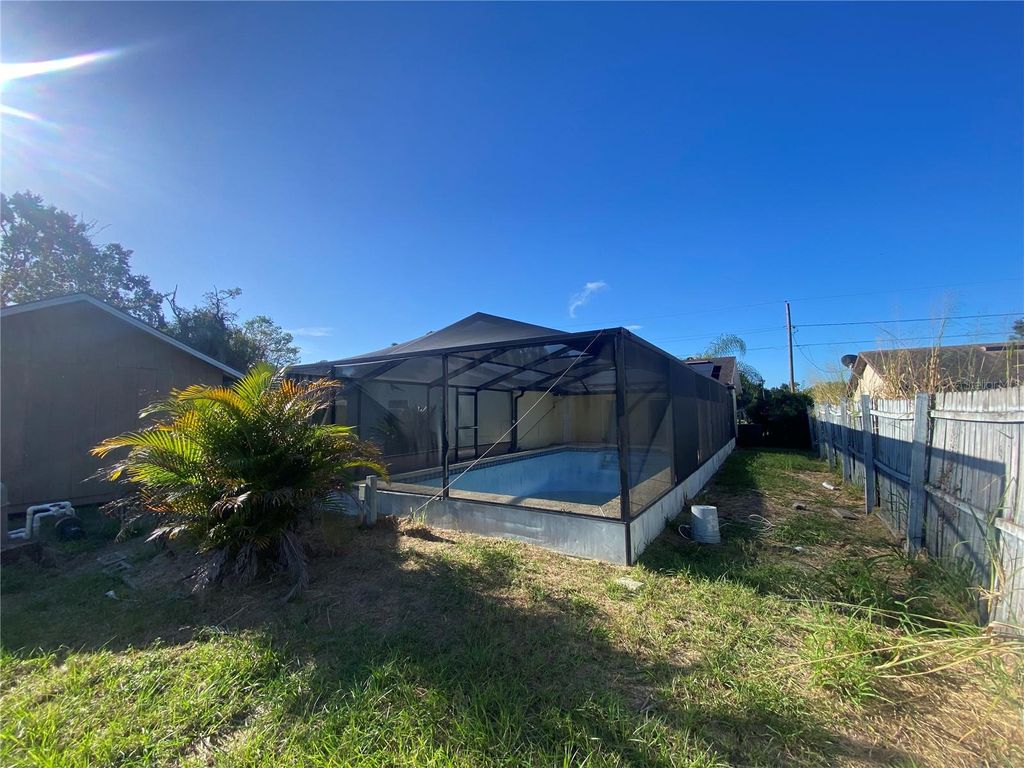 Photo of 124 Elaine Drive, Auburndale, FL 33823 (MLS # P4936850)