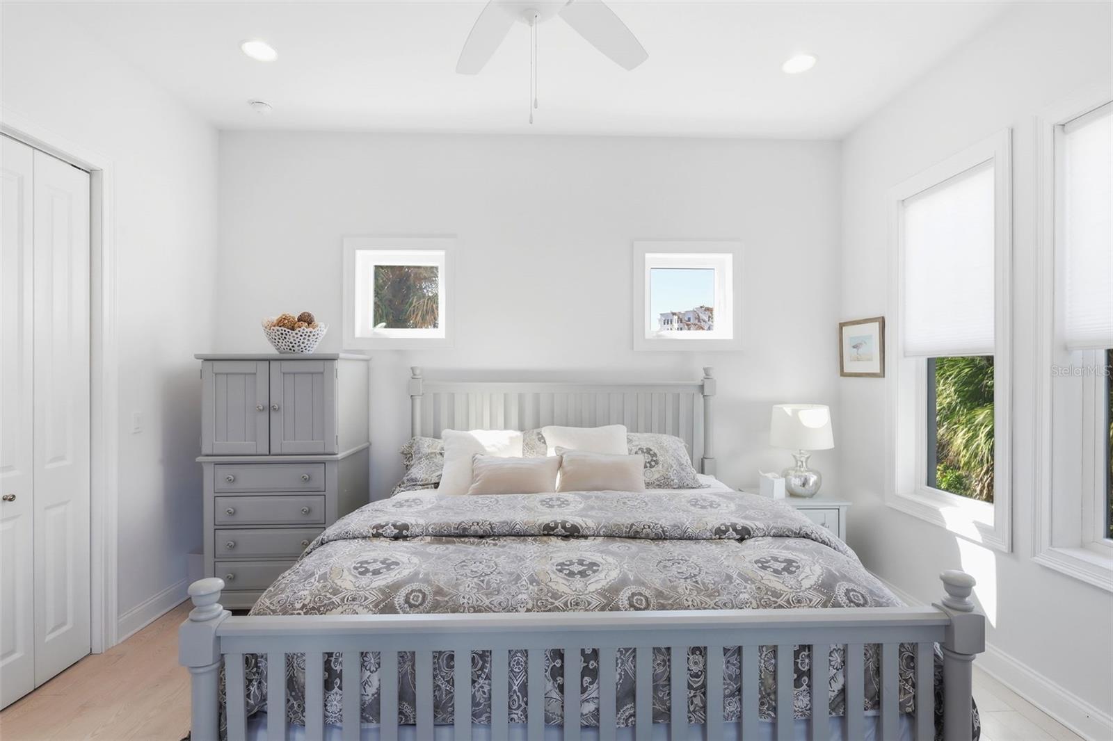 INLET VILLAS - Residential