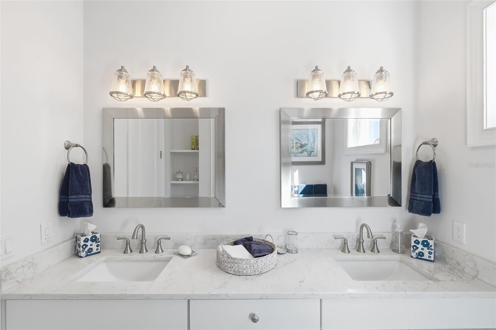 INLET VILLAS - Residential