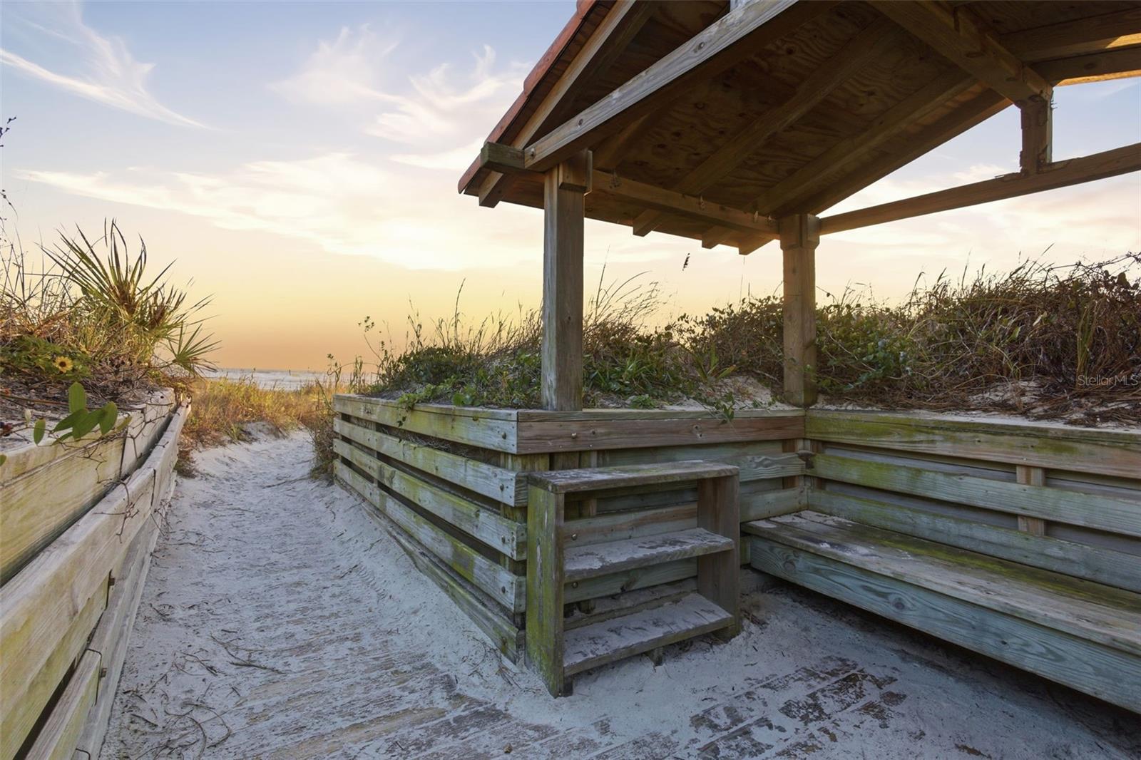 INLET VILLAS - Residential