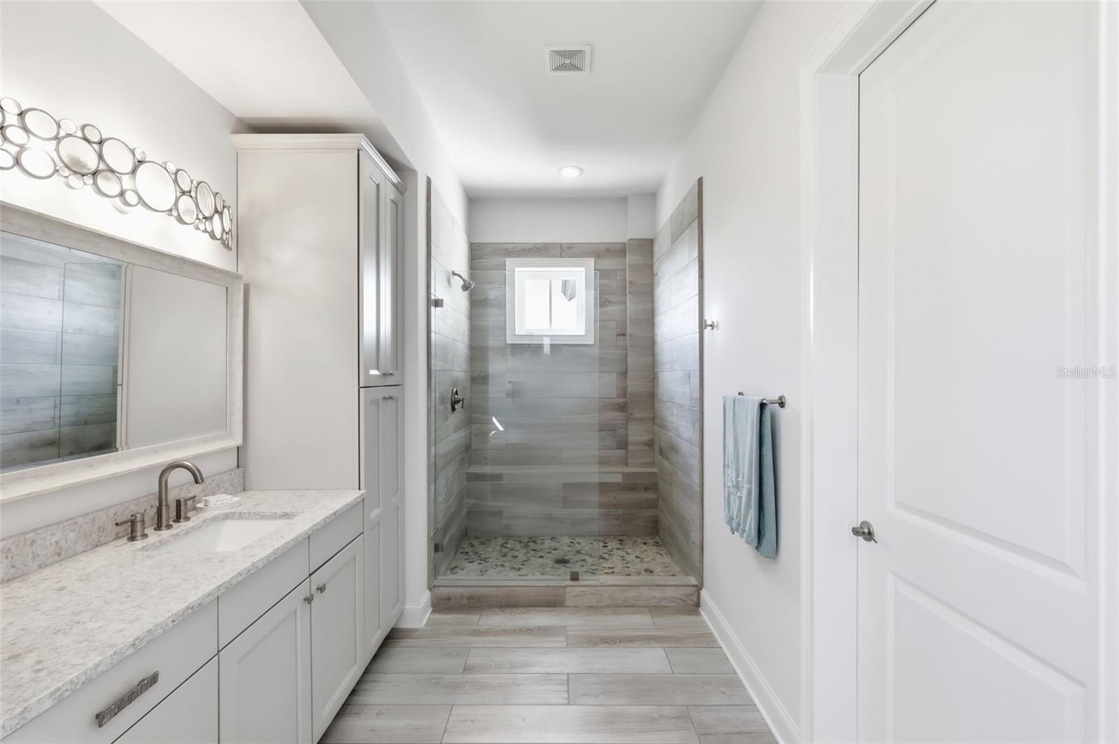 INLET VILLAS - Residential