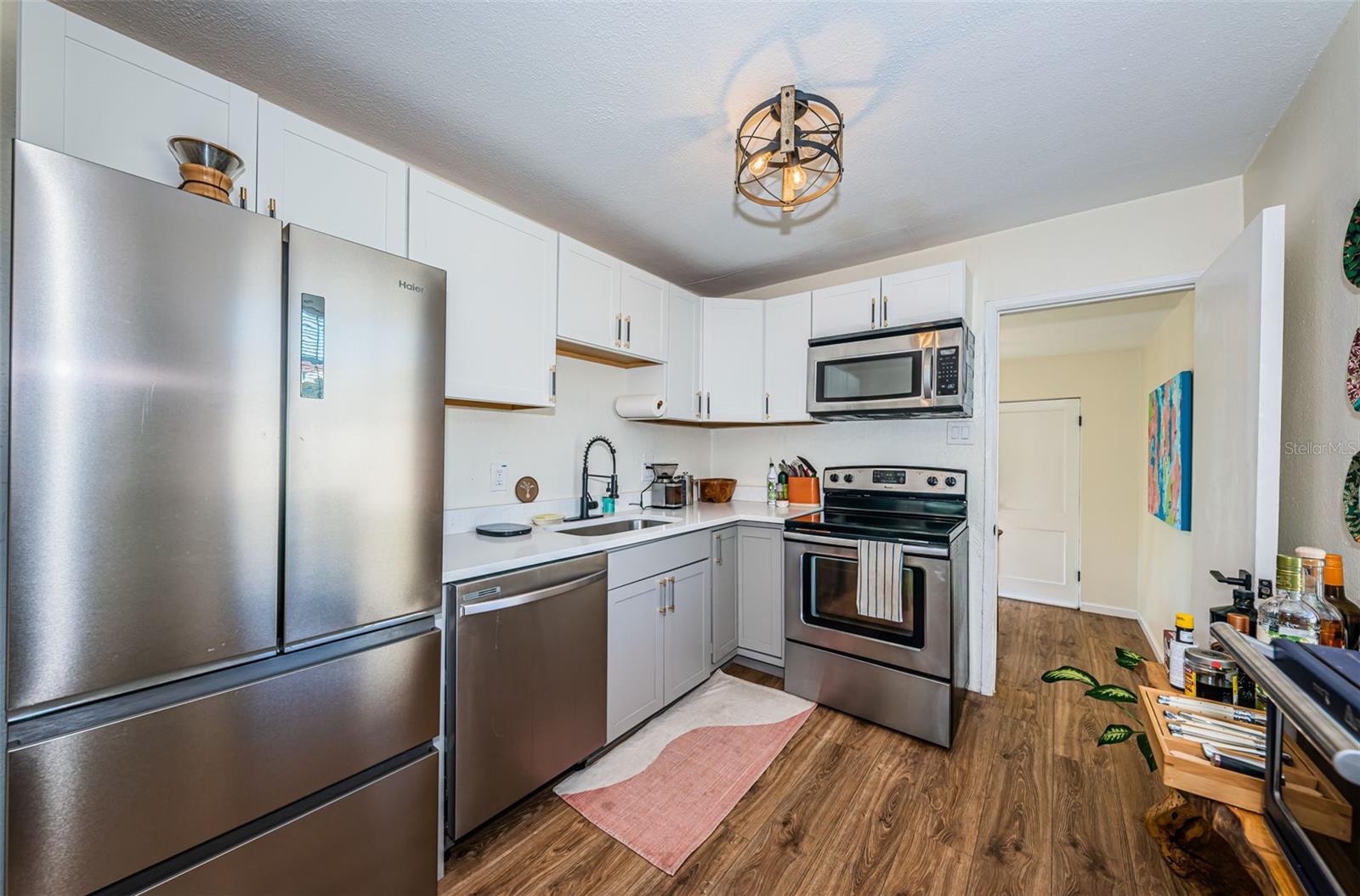 ROUSE MANOR - Residential