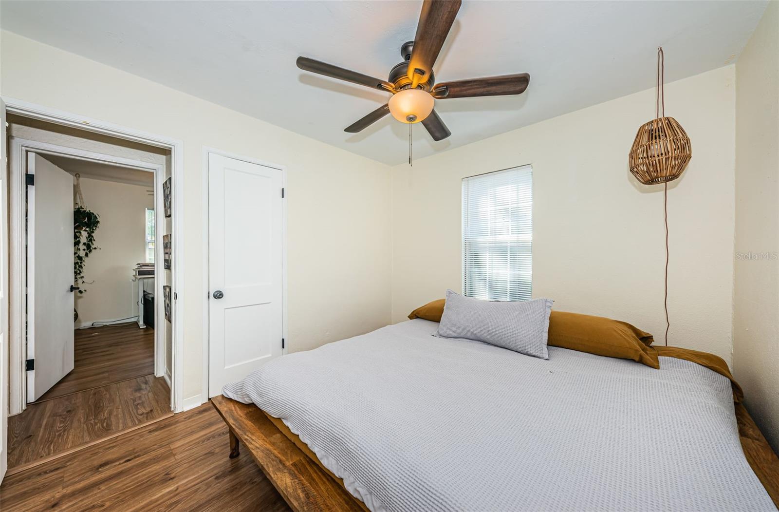 ROUSE MANOR - Residential